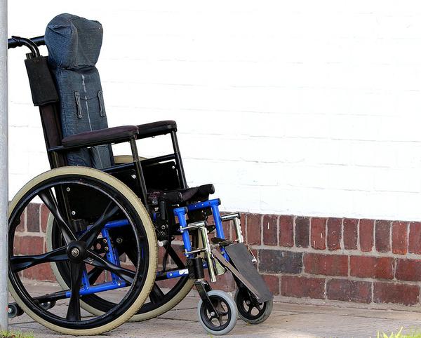 wózki inwalidzkie elektryczne typu skuter